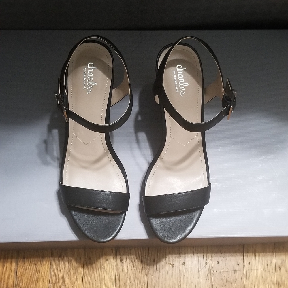 Lindy Faux Leather Wedge Sandal (New In Box)